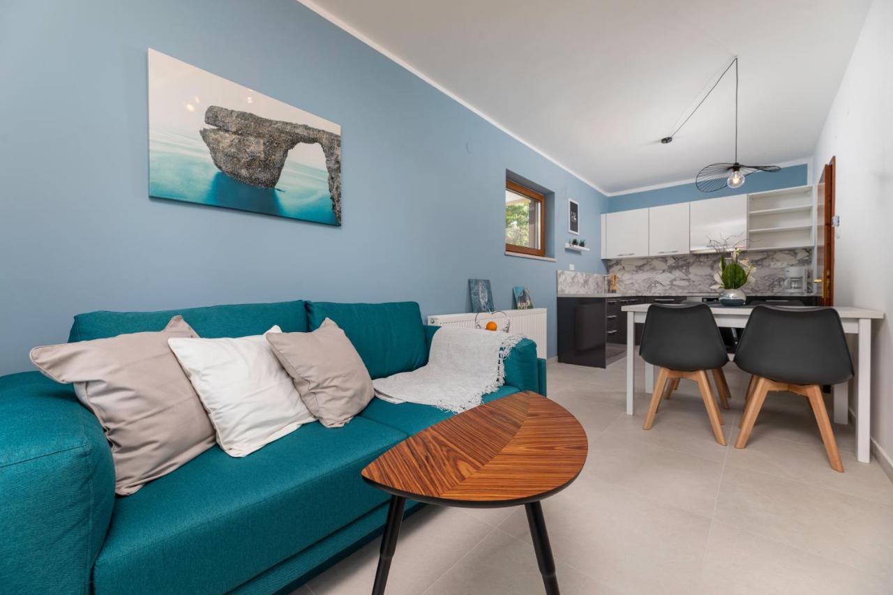 Apartments Vjeko クルク エクステリア 写真